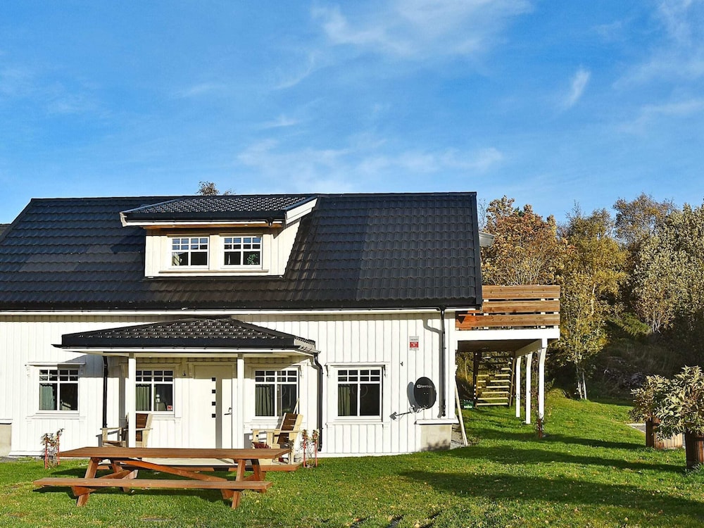 4 Person Holiday Home in Oksvoll