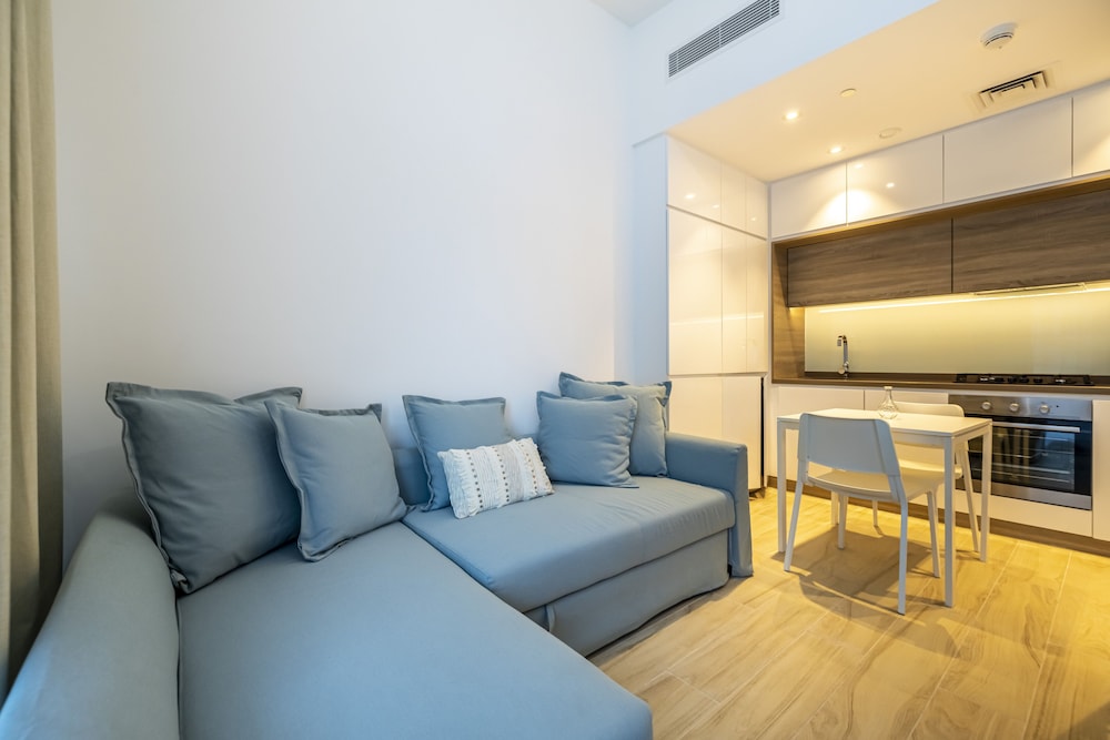 Studio One Dubai Marina