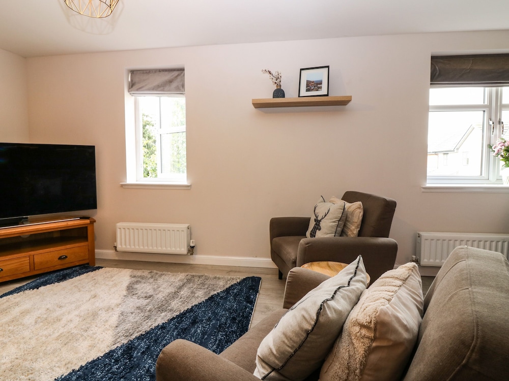 11 Ambleside Court