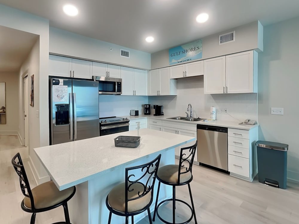 Sea Glass #313 by Southern Vacation Rentals