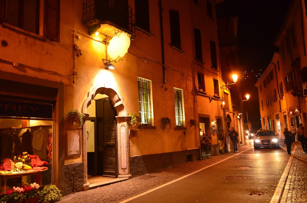 Hotel Albergo Ristorante Giardino - Image 1