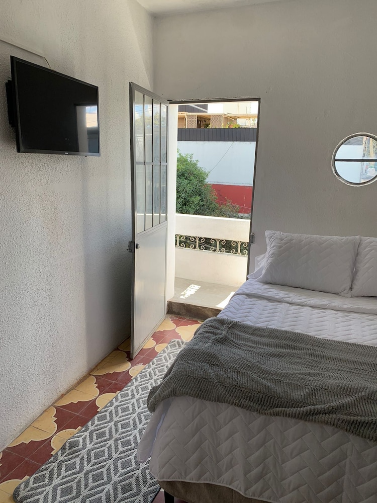 Hostal Urban