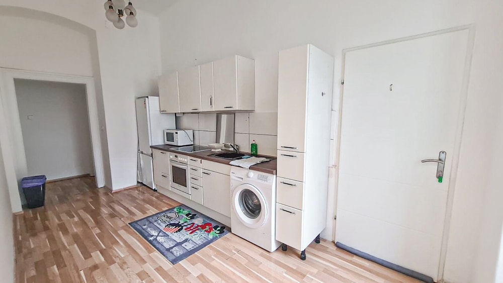 Modern 3BR Apartment Near Stadthalle