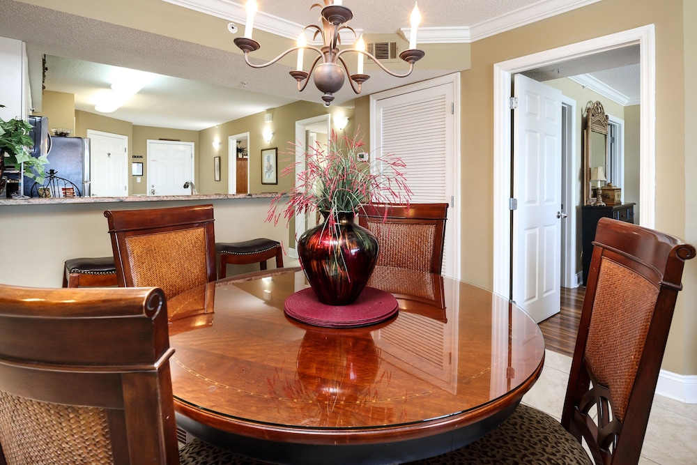 Summerlin 502 by Brooks and Shorey Resorts