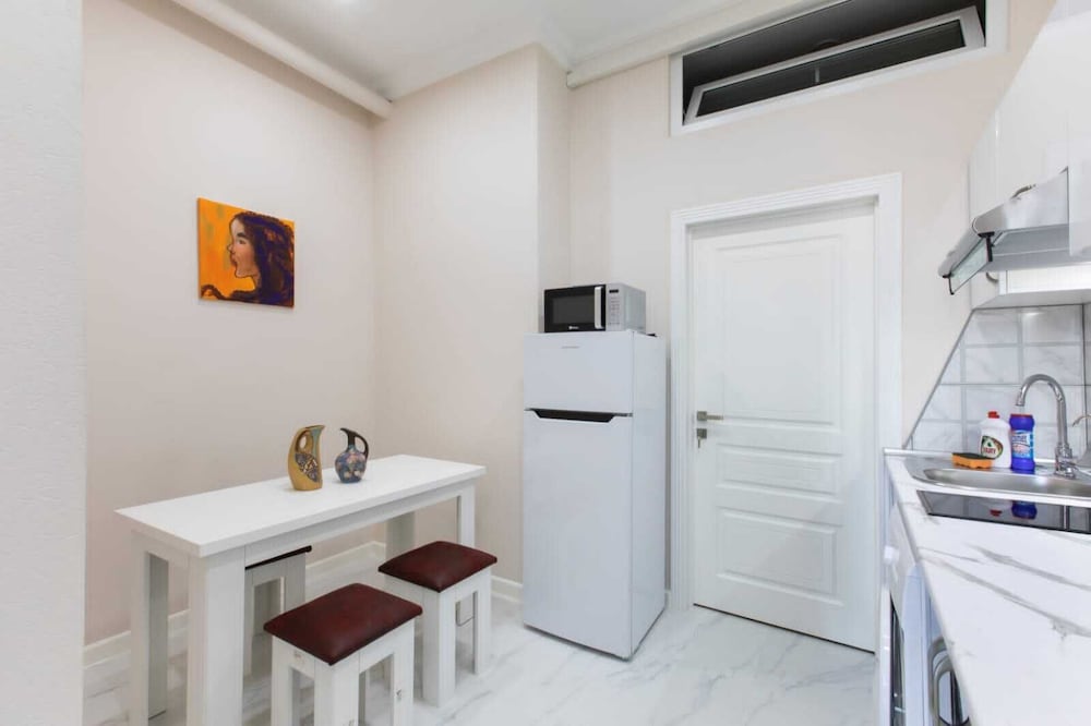 Leyla Apartmens 2