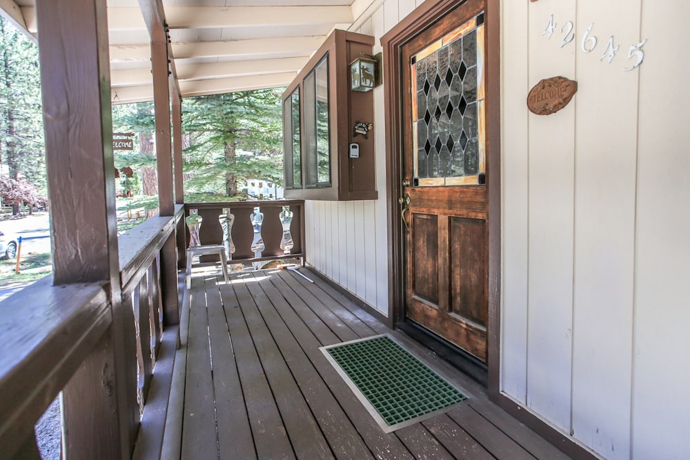 Black Bear Lodge