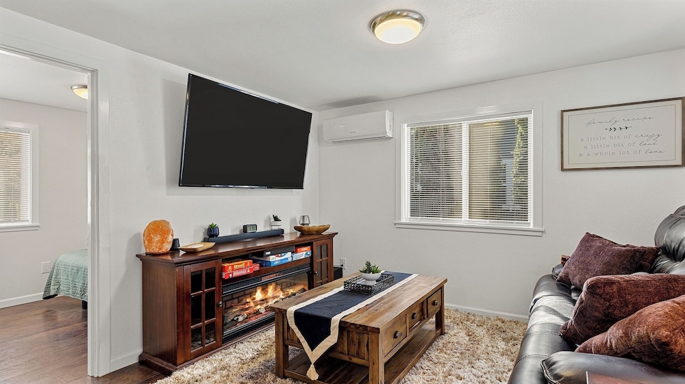 Peaceful 3BR W/ BBQ & Firepit Near Nature Skagit
