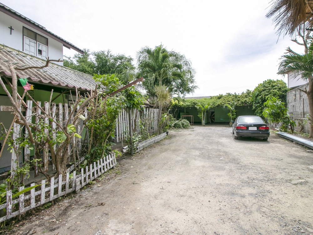 OYO 1095 Toto Beach Hua Hin