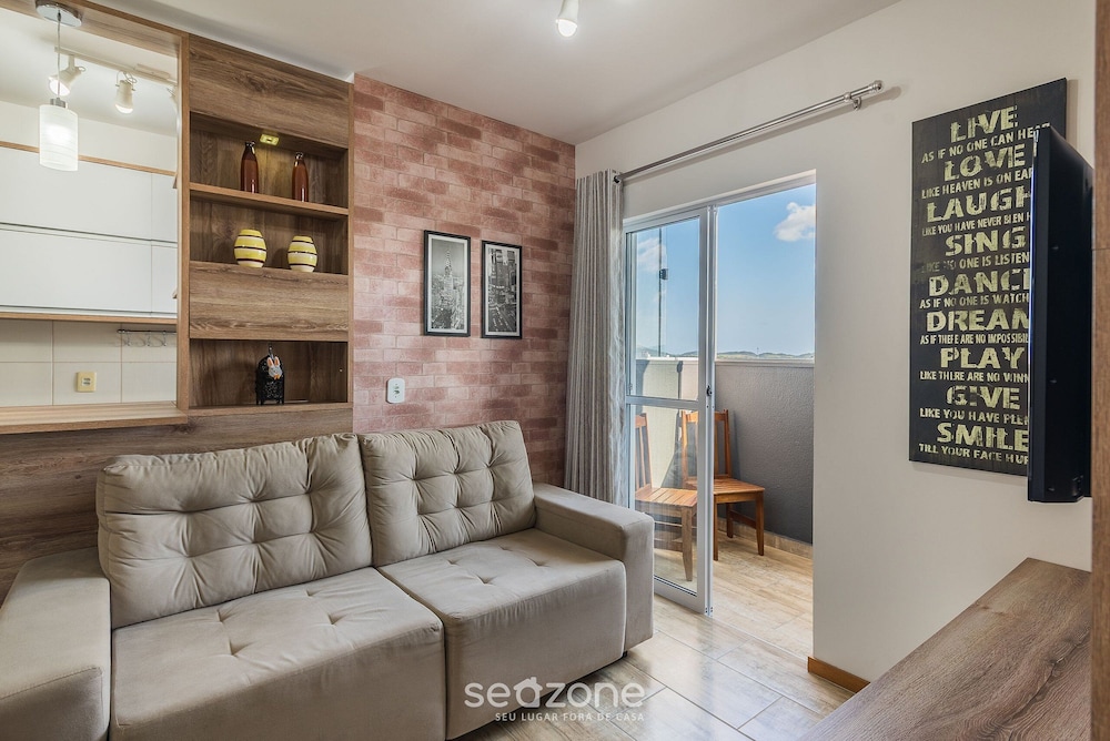 Apt en el Centro de Penha, a 500 m del mar Rlt0262
