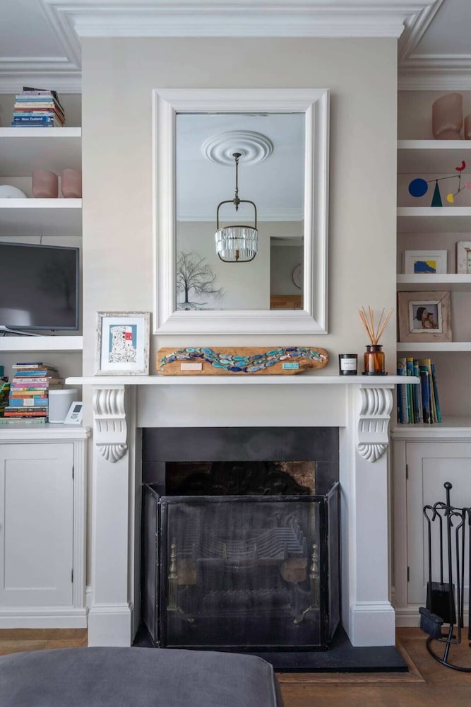 3-bedroom Home in Richmond - Ideal Family Living