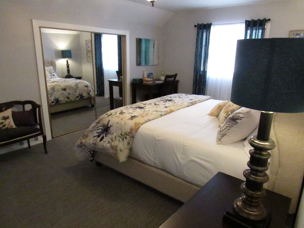 The Sky View Inn