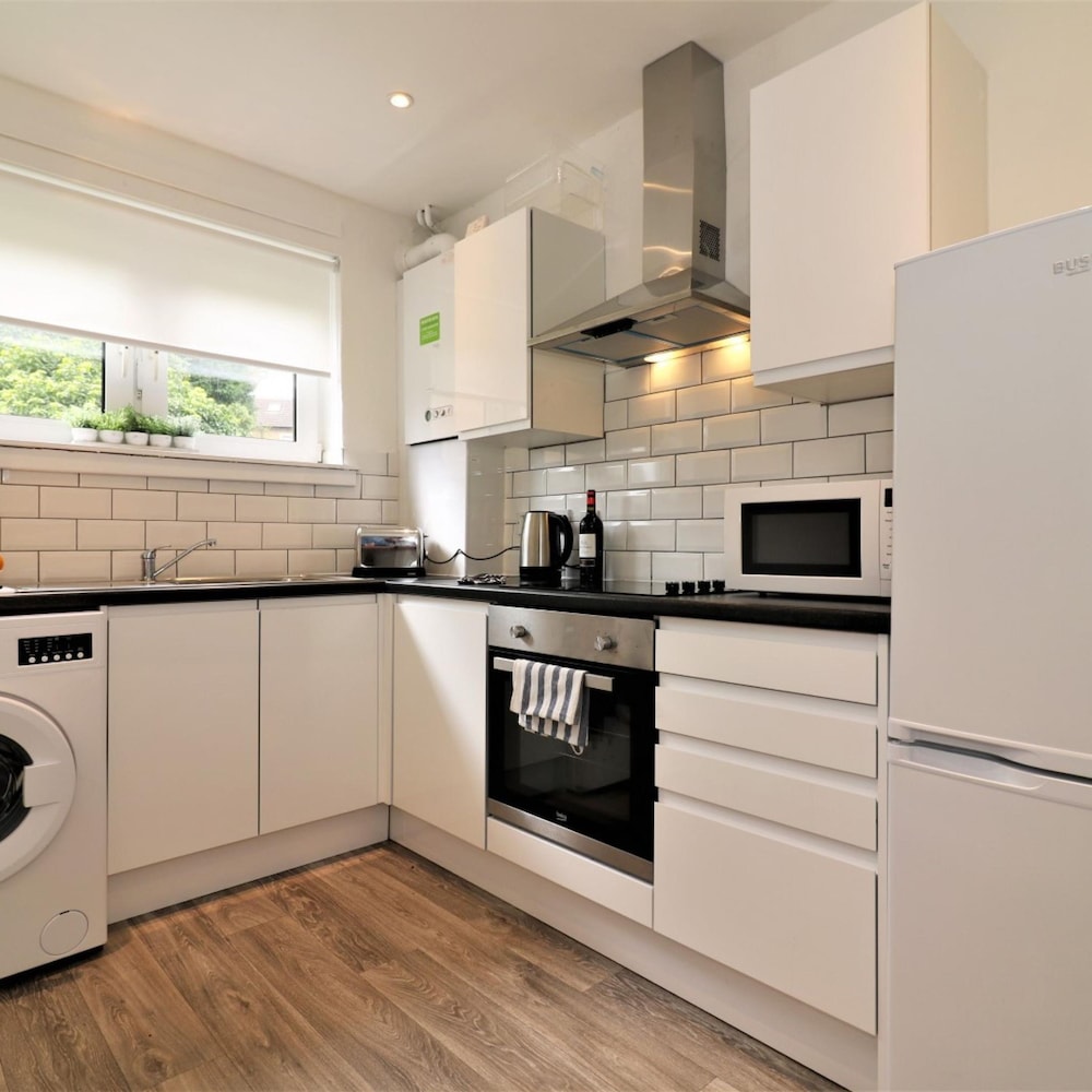 Belhaven House - Hamilton view 4