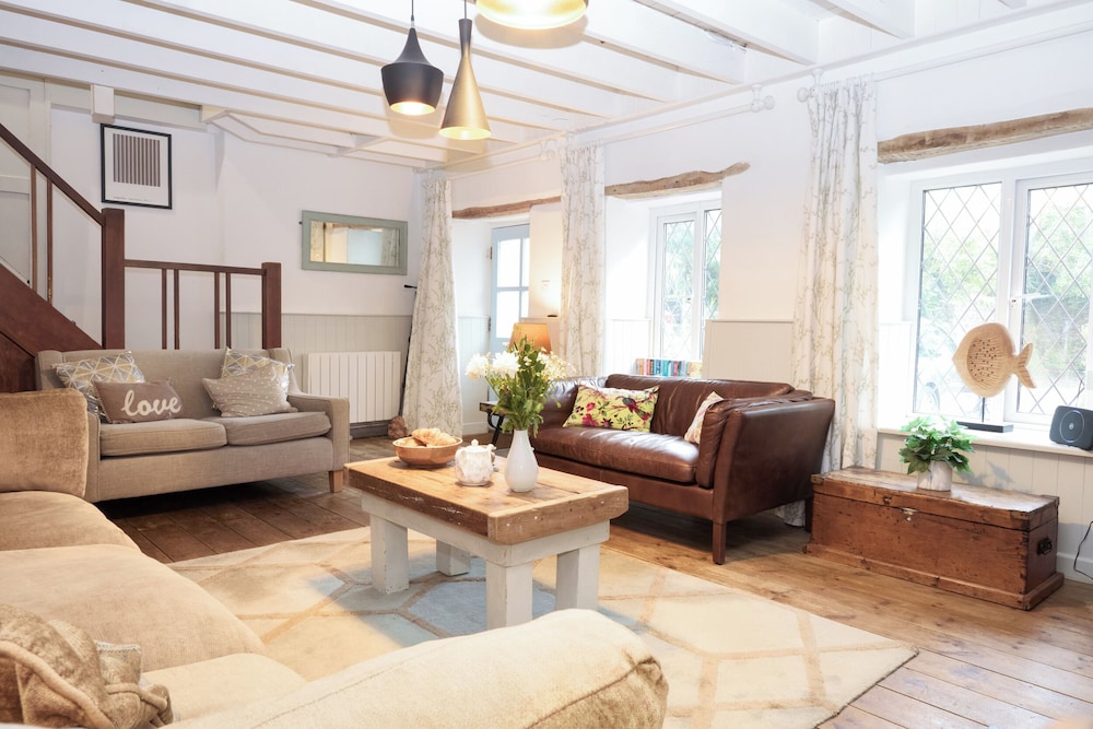 Bro Tref Cottage
