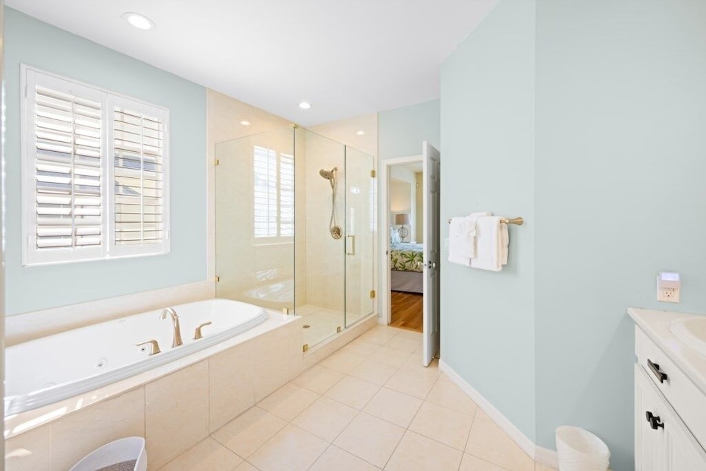 Summer Breeze 7 Bedroom Home