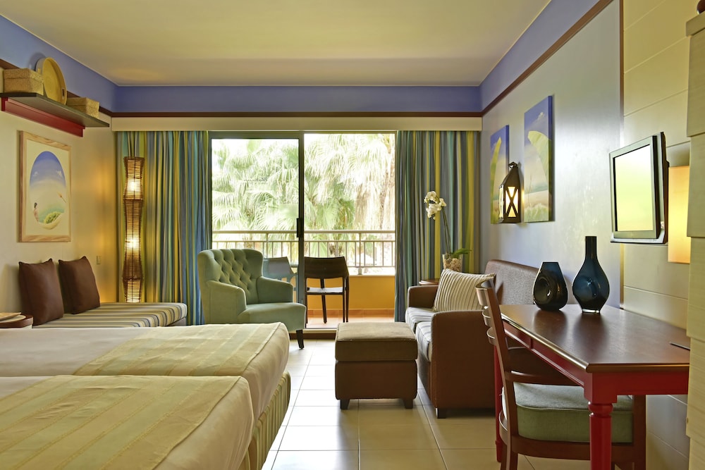 Porto Santo Vacations - Pestana Porto Santo Beach Resort  Spa - Property Image 84
