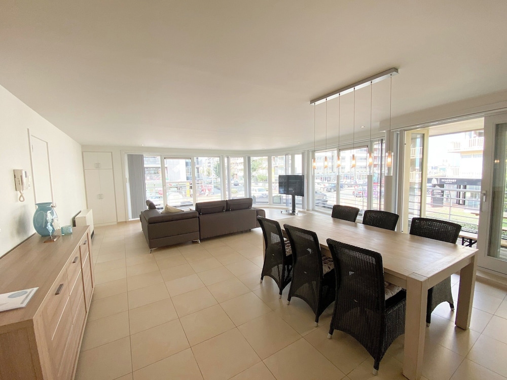 Apartment in Nieuwpoort-bad Near Beach