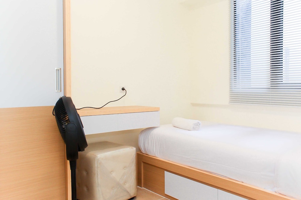 Nice And Comfort 2Br Apartment At Meikarta, Cikarang - 12