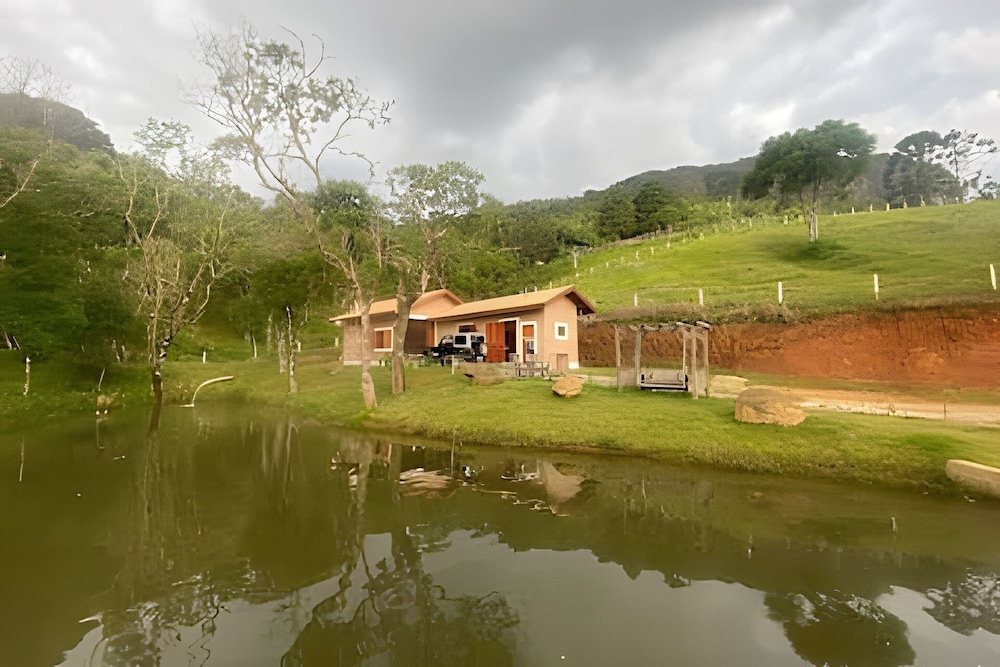 Espetacular casa em Gonçalves - MG 2