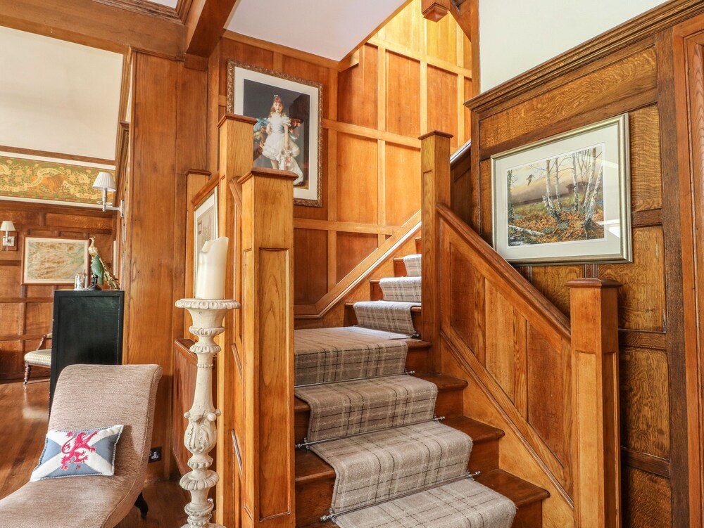 Bearnock Lodge