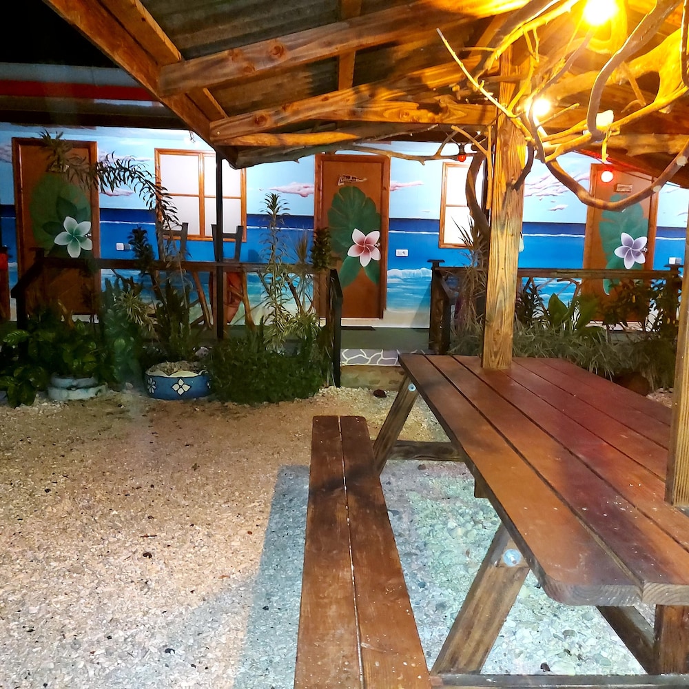 MOOREA VAIARE LODGE view 5