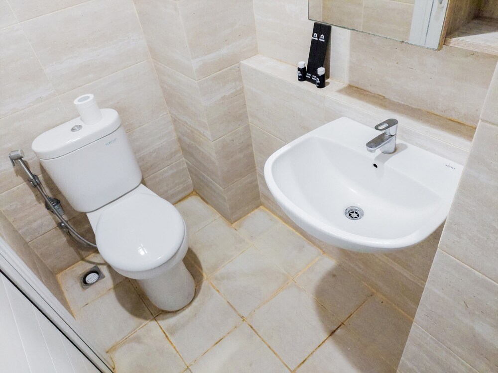 Comfort and Nice Studio Apartment at Springwood Residence