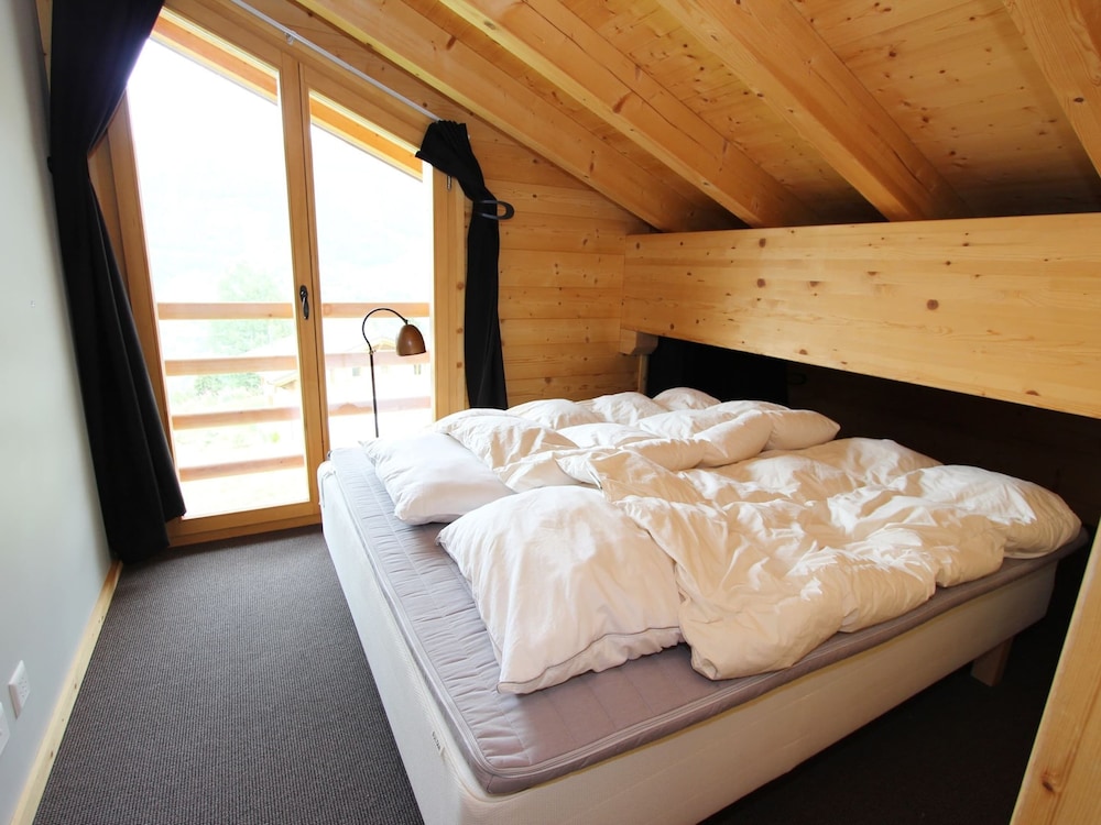 Chalet in La Tzoumaz Near Ski Slopes view 3