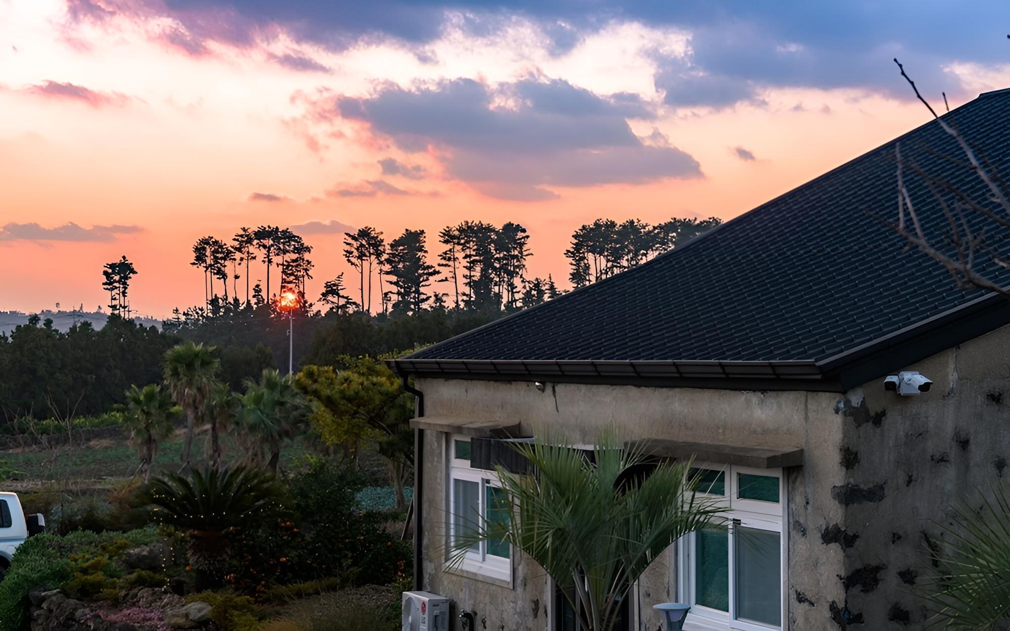 Jeju Patio Aewol view 4