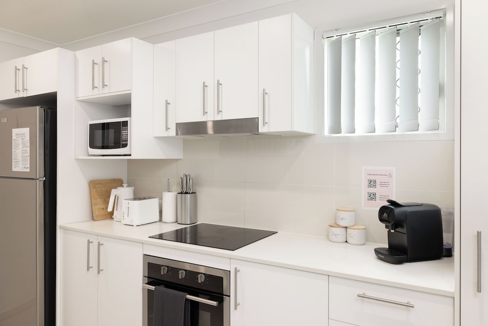 Smart Suites Self Check-in Apartments - 14 Freney