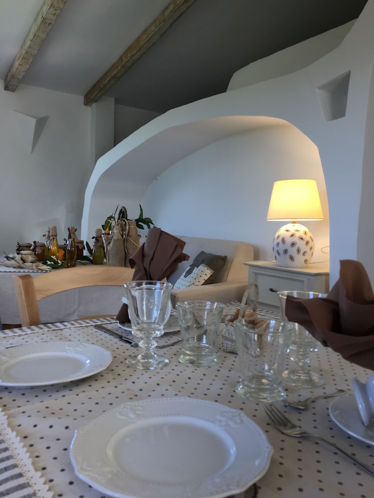 Agriturismo Monti di Jogliu