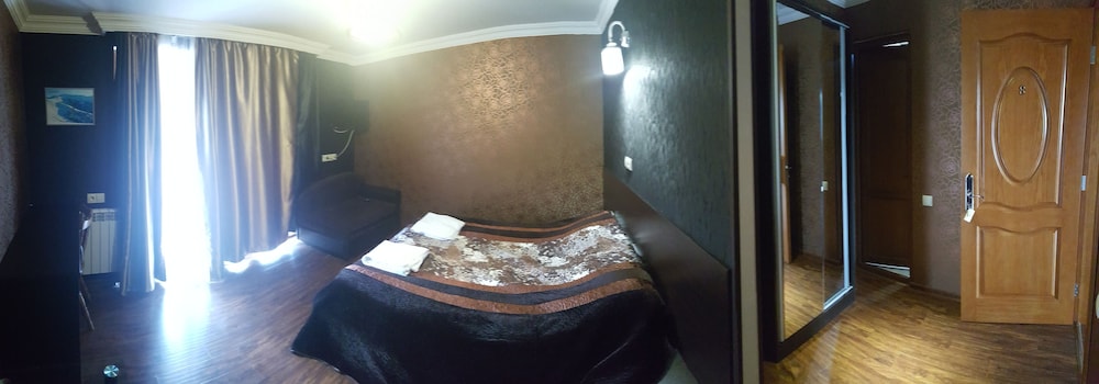 Amadeus Hotel