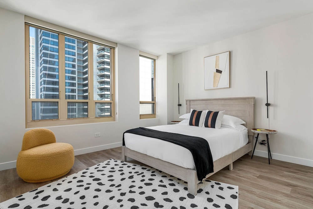 Downtown Group Ideal 2 Luxury Units Iconic Views