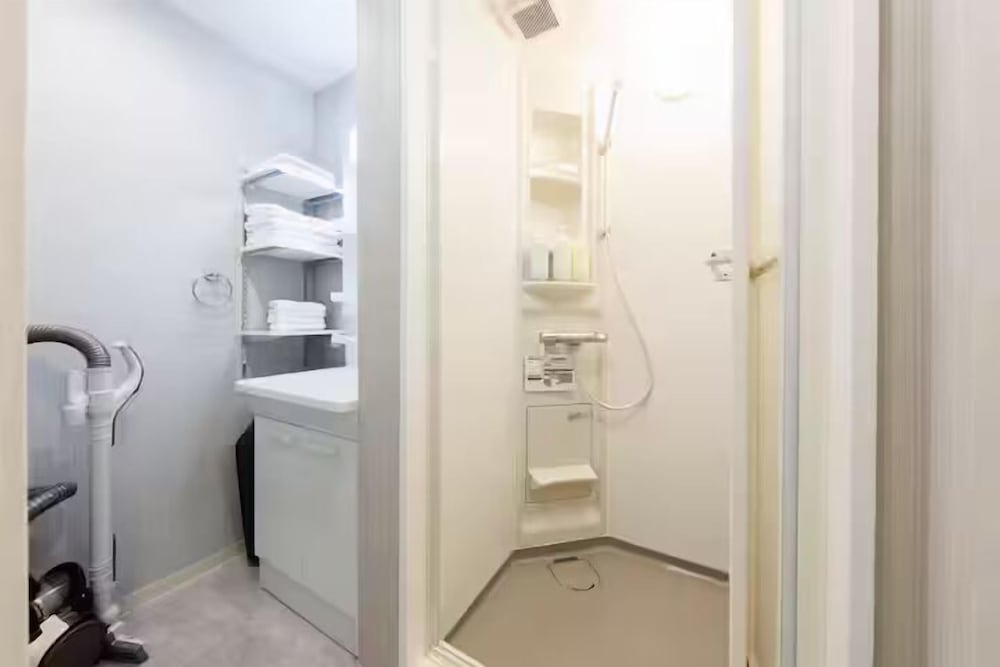 Namba Kuromon Central Self Inn
