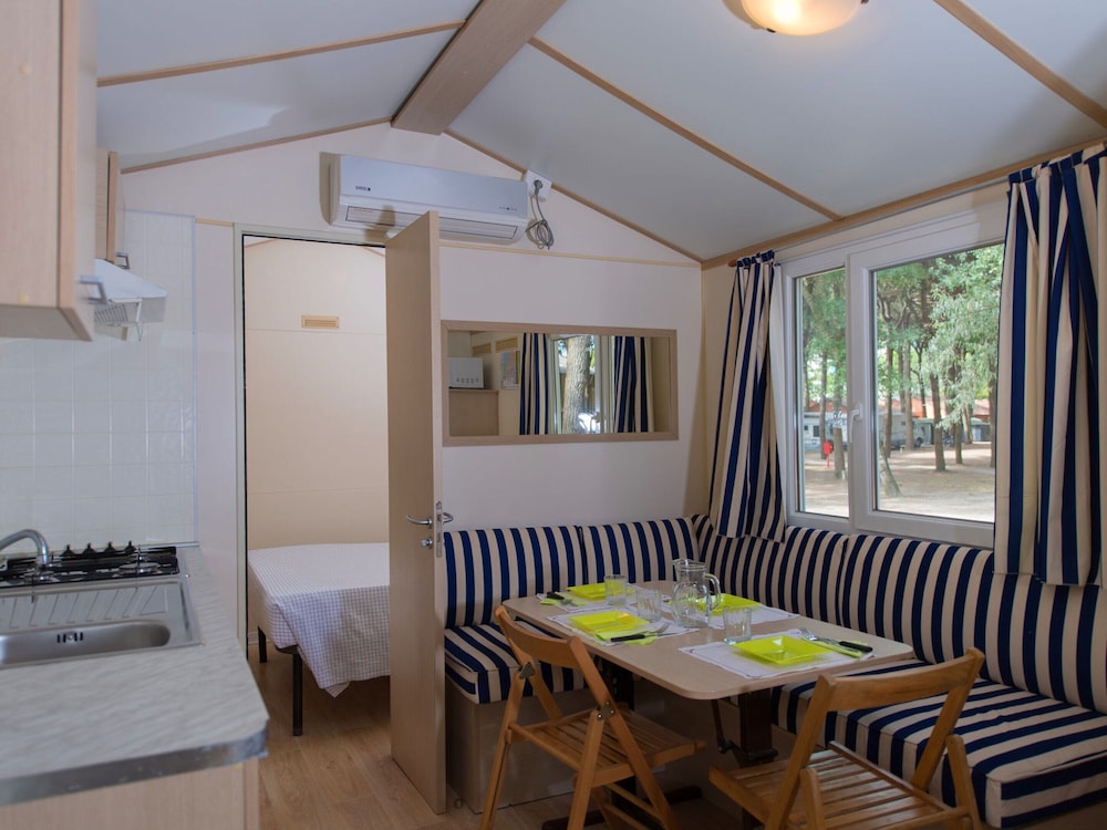 Beachy Comfort in Lido di Spina photo 4