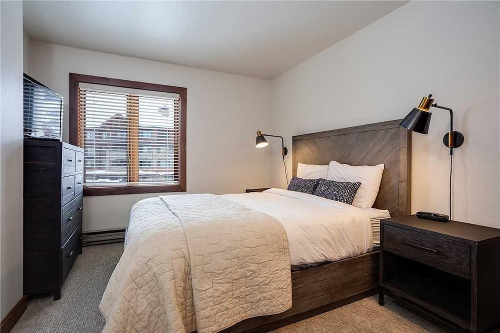 1203 Trappeur's Lodge, Trappeur's Crossing Apartment 2