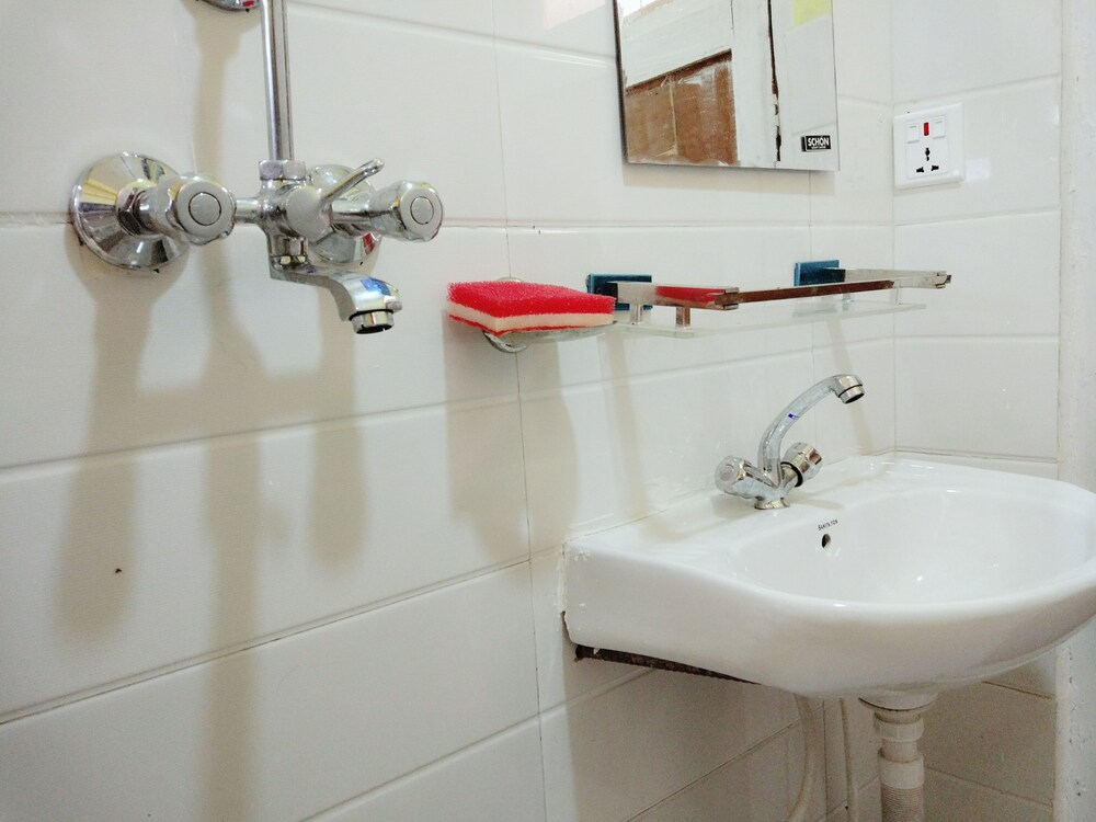 Everest Home Stay Apartment