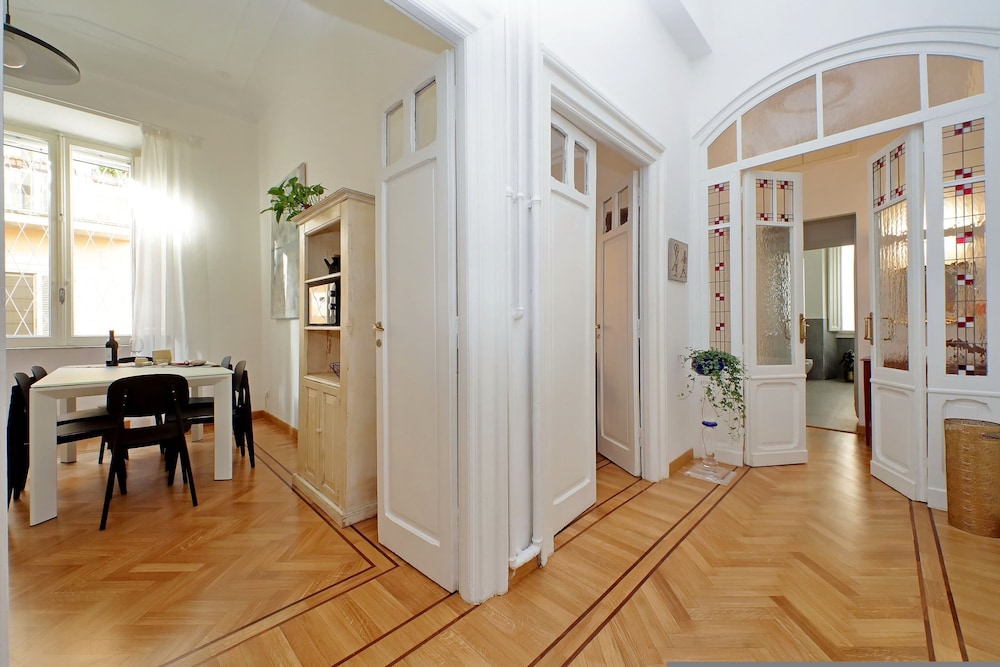 Treasurerome Vatican Charme 4br
