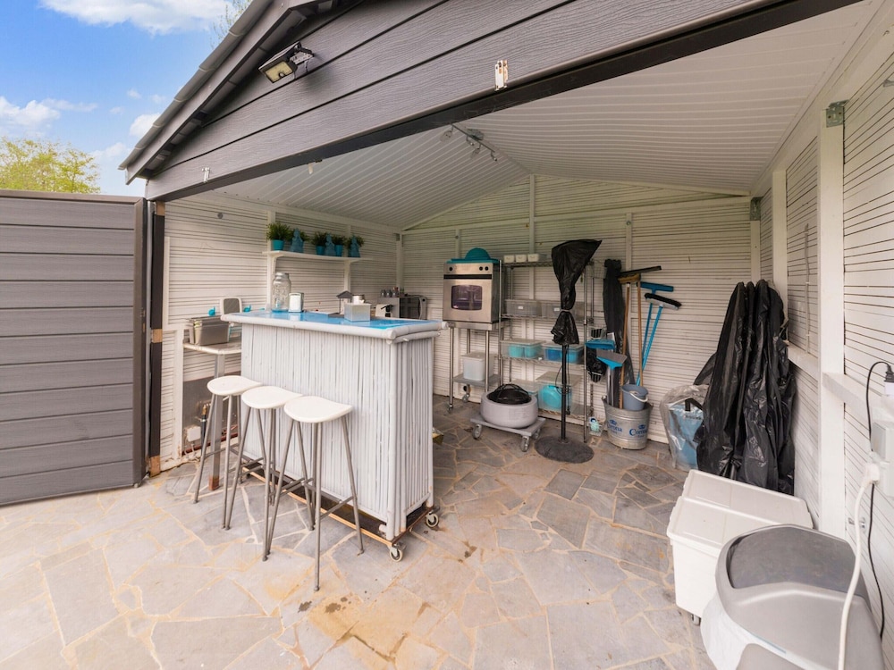 Cozy Holiday Home in La Reid With a Whirlpool
