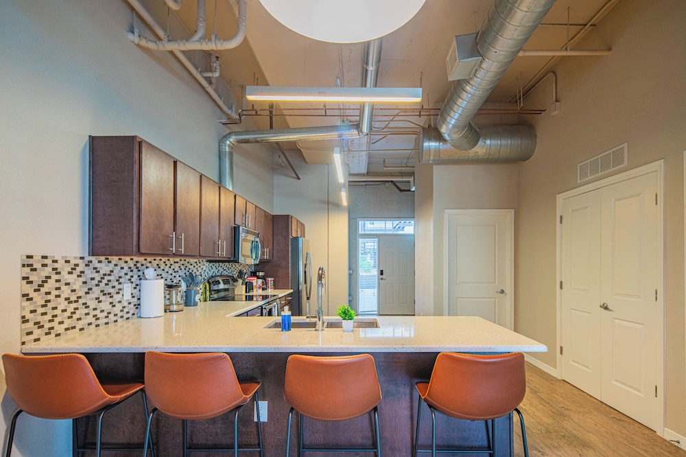 ROVE LIVING/KL - The Fredrick Tempe