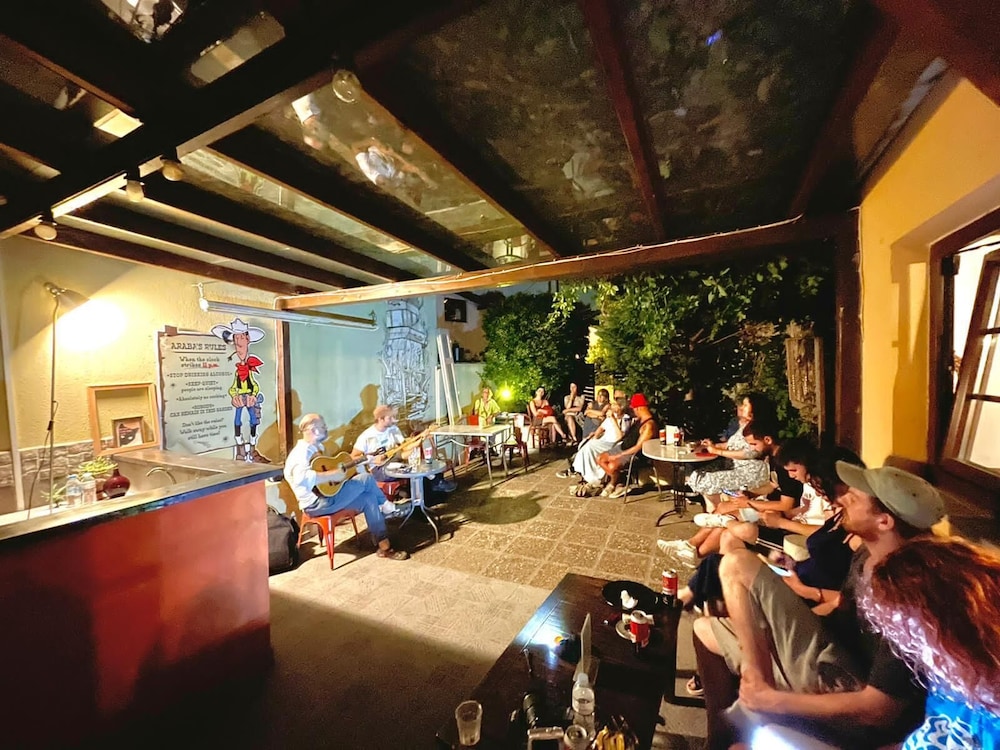 Arabas - Hostel