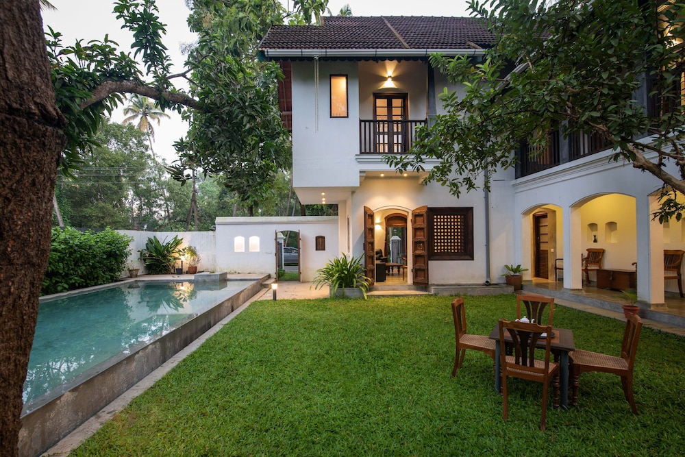 Shalom Villa by Vista Rooms view 2