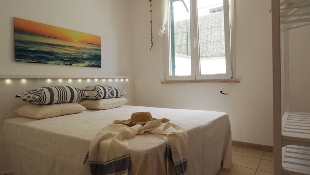 Villa del Mare 2 Three Bedrooms 700 Metres From the Beach