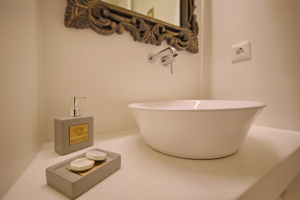 Evlalia Studios & Villas