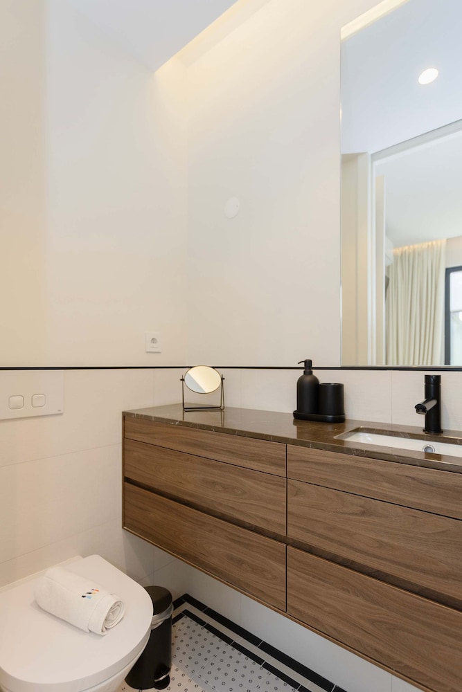 Liiiving in Porto - Pool Paradise Apartment C