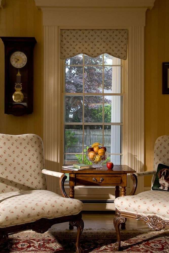 Liberty Hill Inn