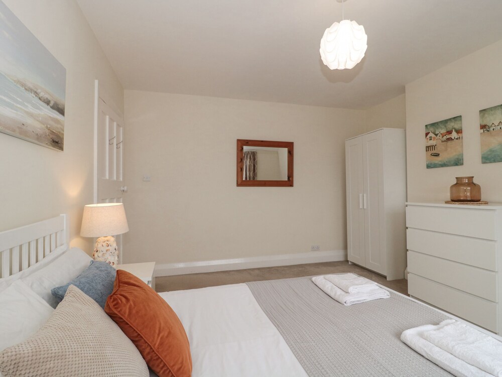 2 Moorlands