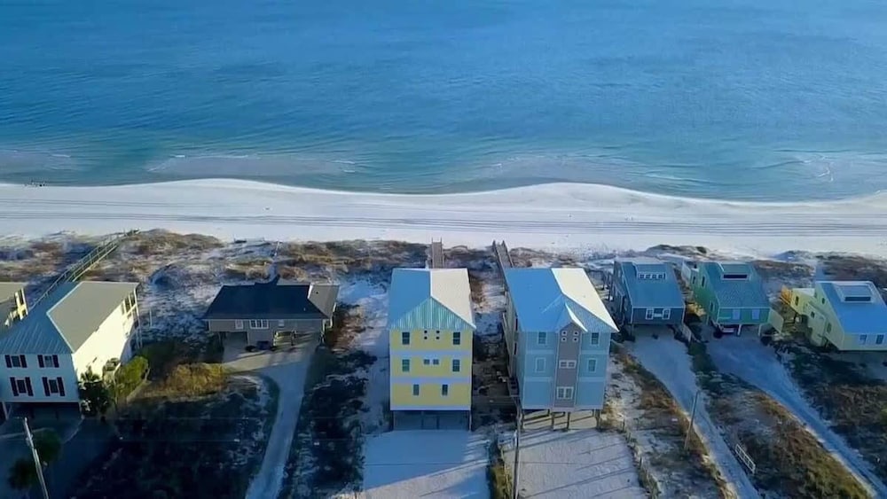Beachfront 8bedrooms Lemonshello