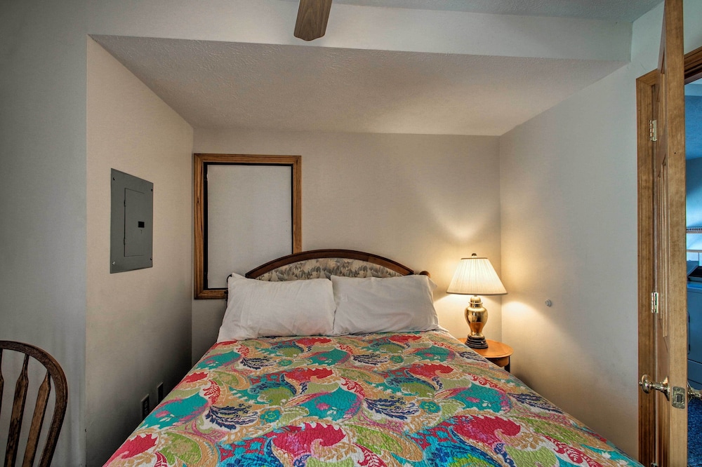Apt in Old Orchard Beach - Walk to Bay + Pier