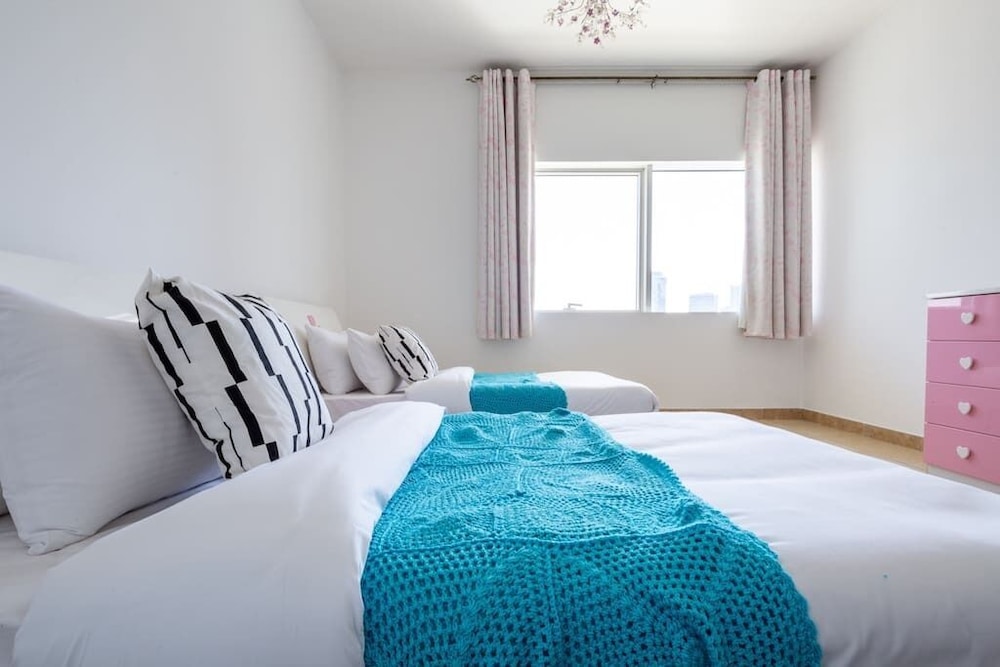 Luxury Living in This Stylish 2BR in Dubai Marina