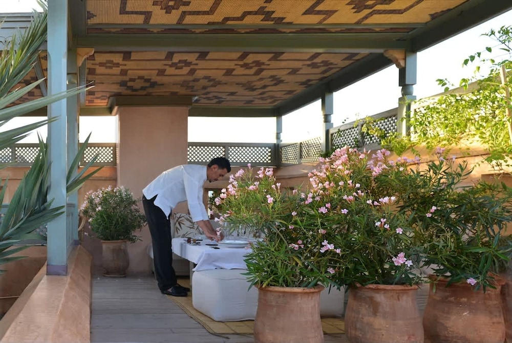 Magnificent Riad in Midina With Swimming Pool
