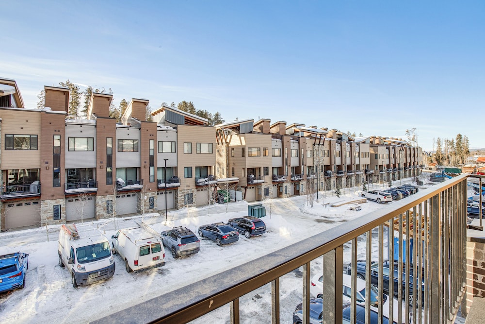 Walk to Cooper Creek Square: Condo w/ Hot Tub!